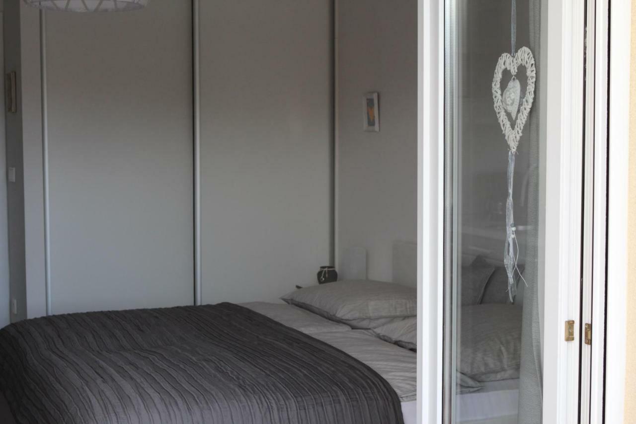 Apartments Mirela Vodice Exterior foto
